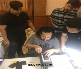 國(guó)外(wài)客戶来(lái)公(gōng)司學(xué)習