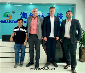 國(guó)外(wài)客戶来(lái)公(gōng)司學(xué)習